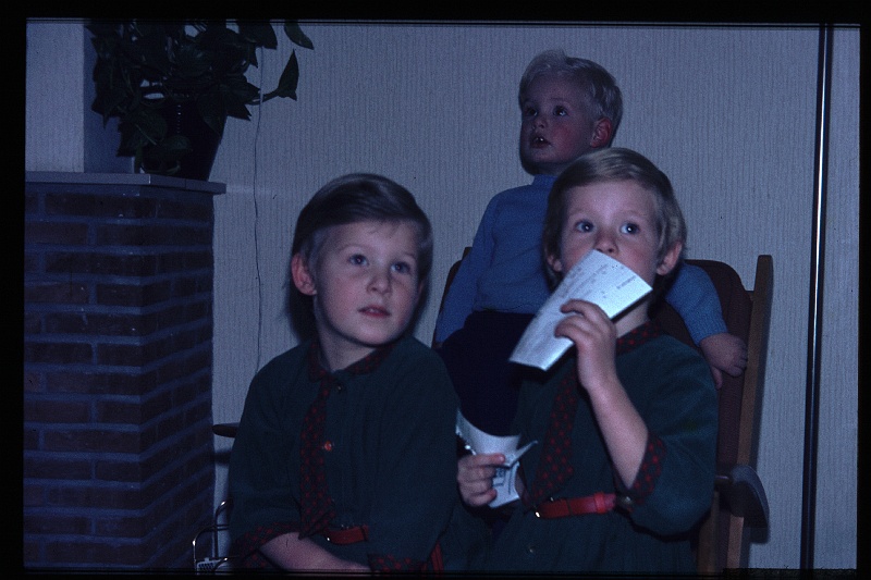 16.Delft dec 1967 Brigitte,Marion,Peter.JPG